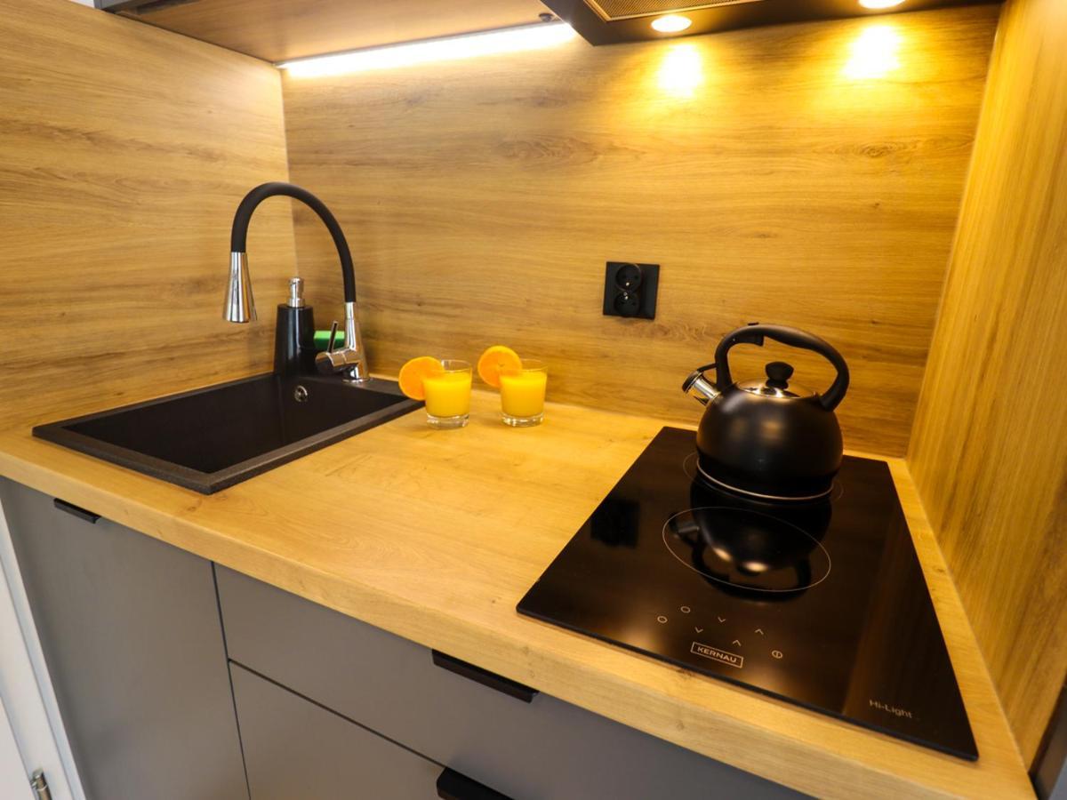 Sander Apartments Красков Екстериор снимка